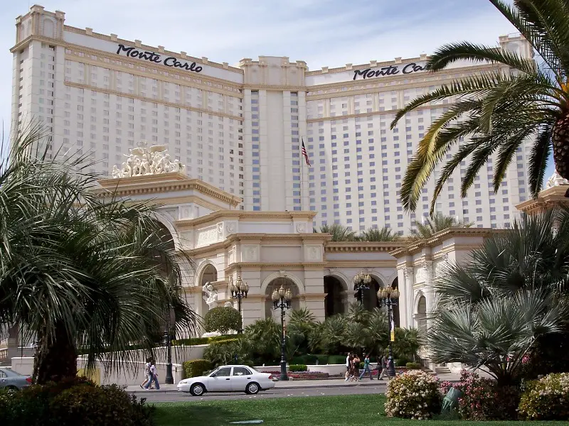 Monte Carlo Hotel