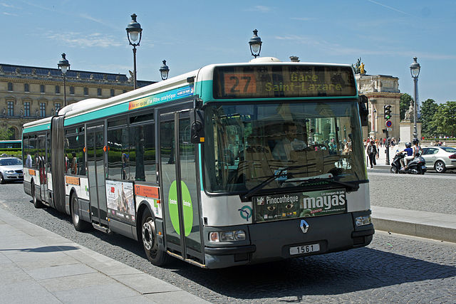 Paris bus