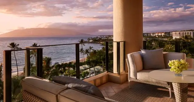 Luxurious Hawaiian Beach Resorts