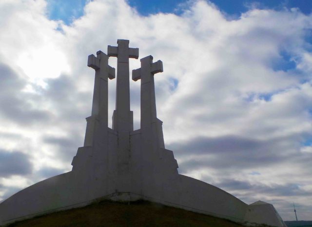 Hill of 3 crosses a must visit when travelling in Lithuania