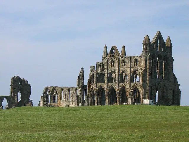 whitby-English seaside towns