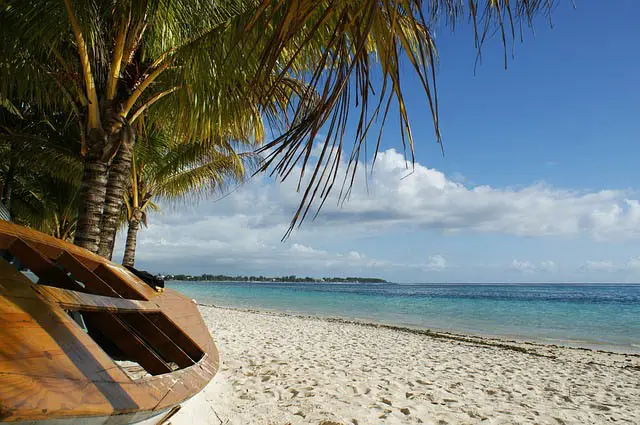 Natural attractions in Mauritius - feature