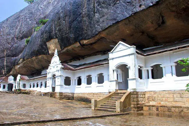 Temple Exploring in Sri Lanka -Dambulla