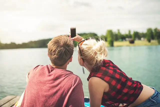 tips for taking the best travel photographs selfies
