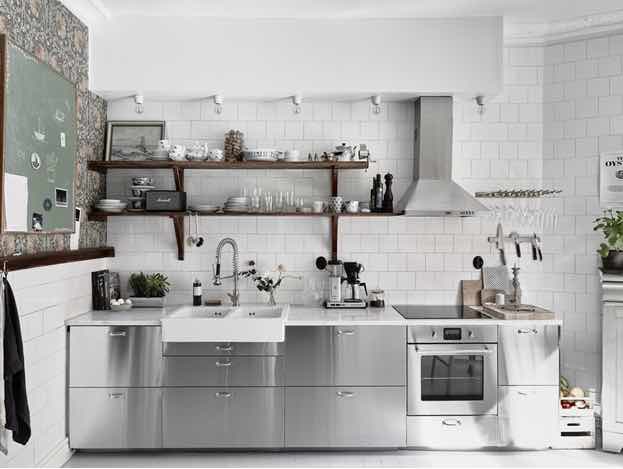 kitchen included
