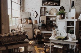 What To Do With Your Belongings When Travelling
