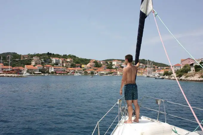 sailing boat holidays