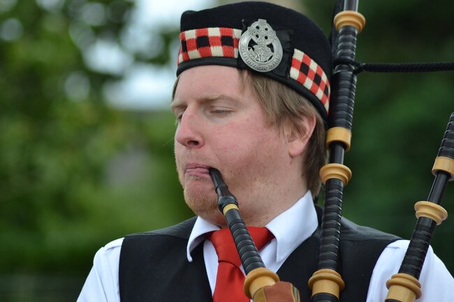 Spellbinding Scottish Traditions That You Need to Explore