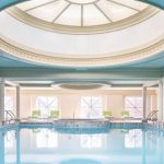 7 Best Chicago Hotels with Pools