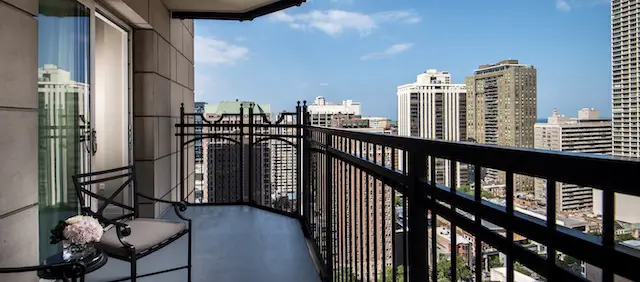 waldorf best chicago hotels with balcony